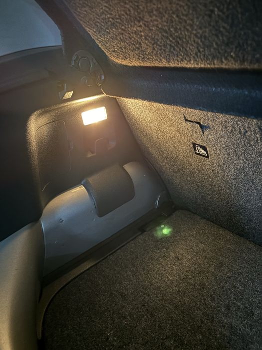 VW Up cinzento 1.0 gasolina