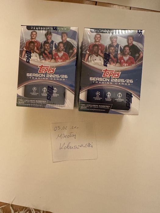 2x topps ucc 25/26 value box + 100szt. ultra pro sleeve