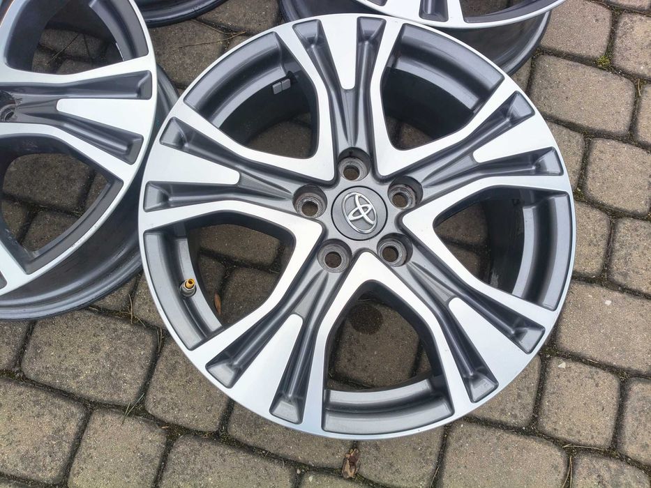 felgi aluminiowe 17" Toyota RAV4 5x114,3 17x7J ET39 TPMS
