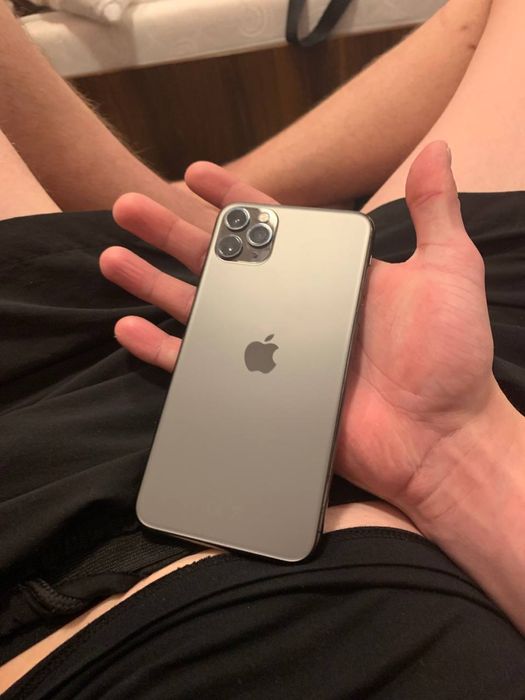 iPhone 11 pro max 256