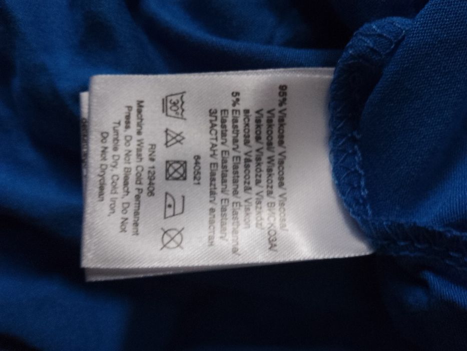 Sukienka z kieszeniami