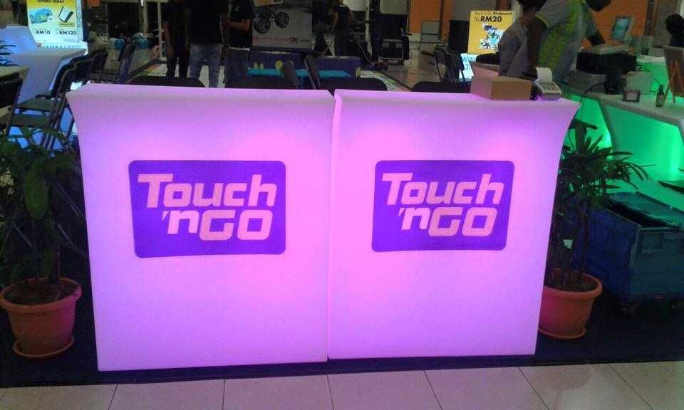 Balcões rgb com comando