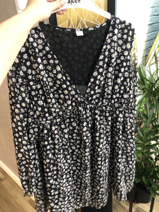 Sukienka w czarna w biale stokrotki rozmiar 40