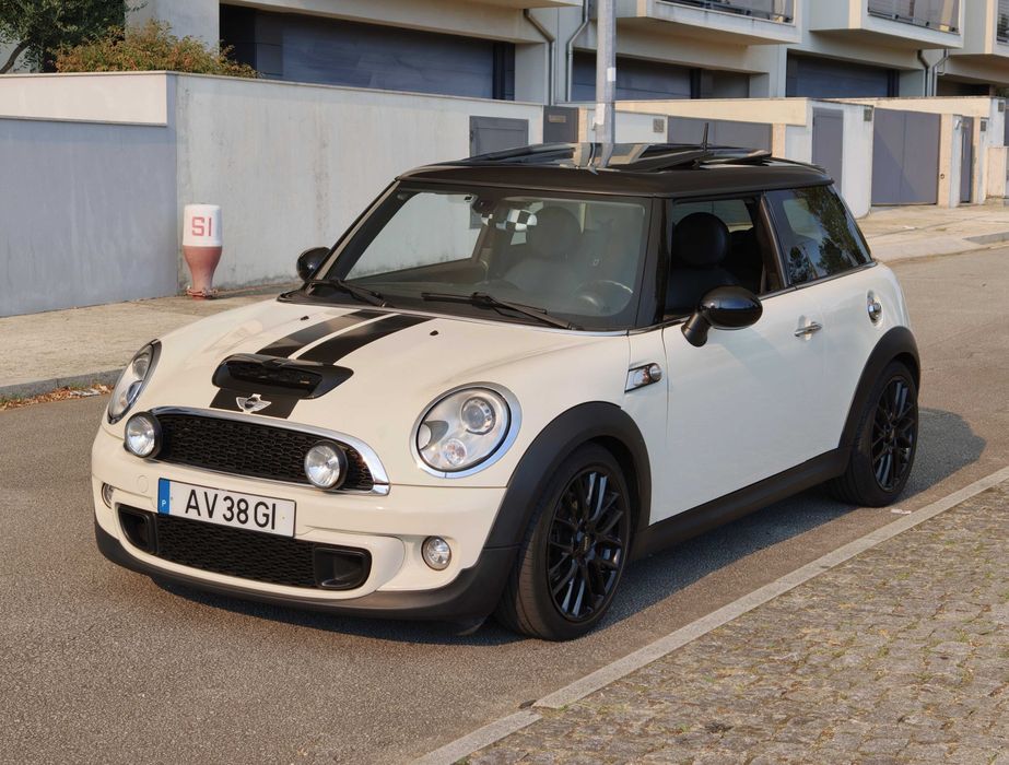 RESERVADO Mini Cooper S R56 LCI (N18) | Muitos extras + Manutenção