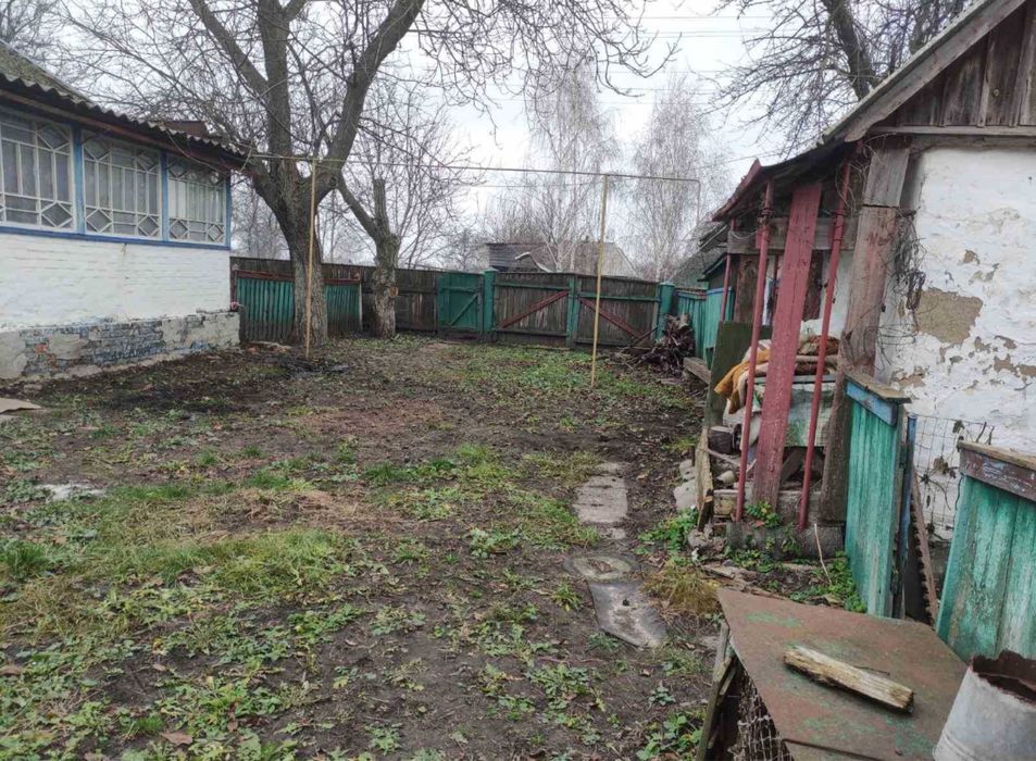 Будинок с. Новий Биків