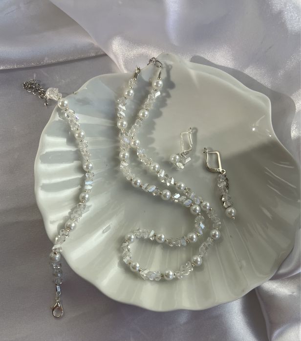 Кольє з кришталевих намистин чокер з кришталю підвіска з сердечком