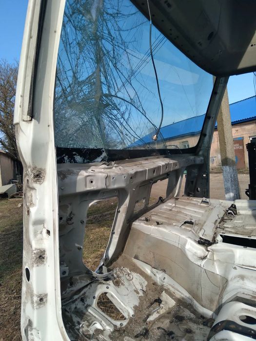 Renault premium кабина, дверь левая