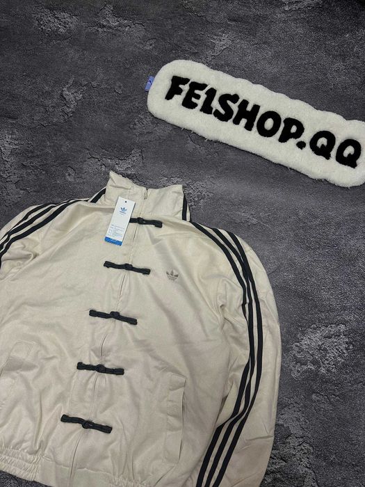 Куртка адідас в китайському стилі Adidas Chinese new year jacket