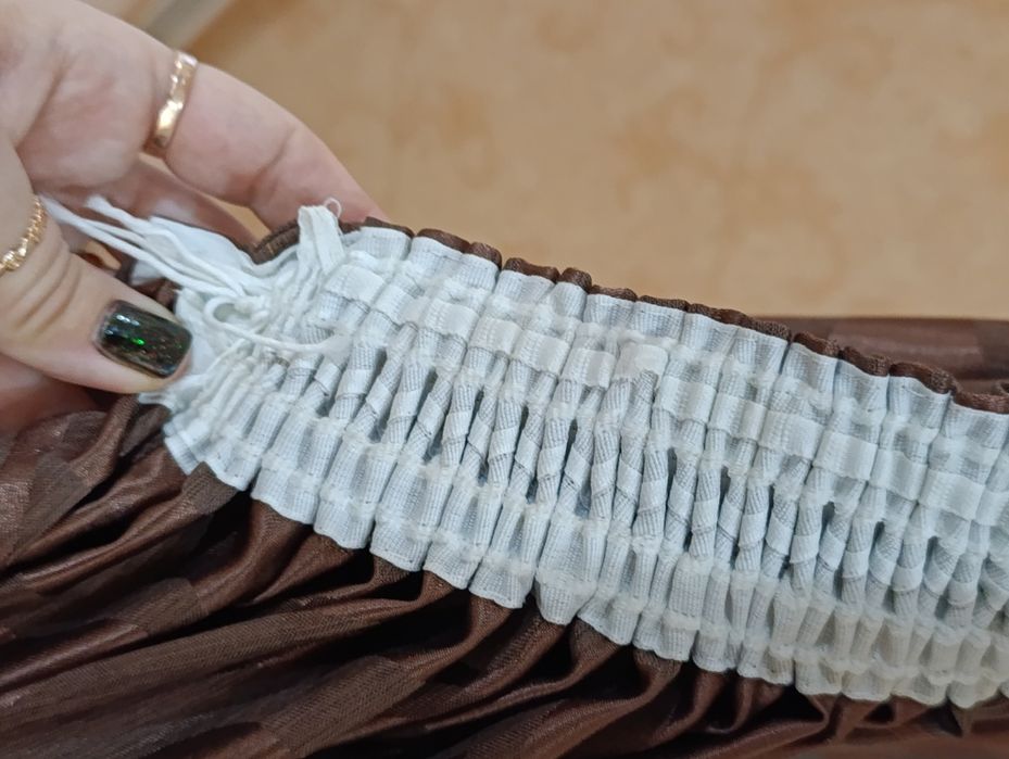 Продам ламбрикен зі шторою