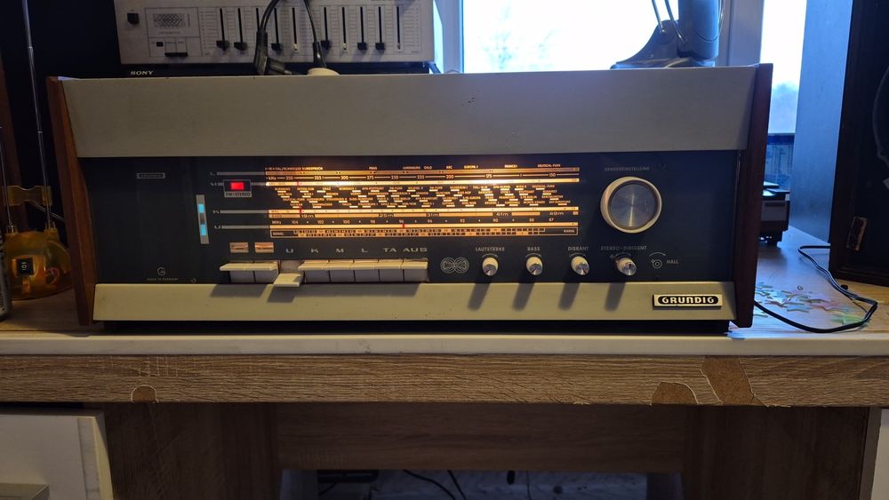 Stare radio lampowe Grundig stereomeister 35