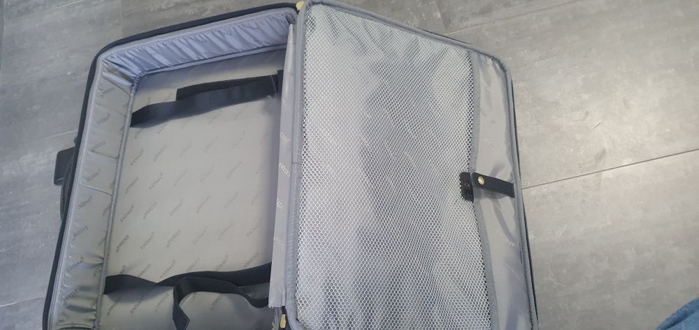 Mala de viagem em pele