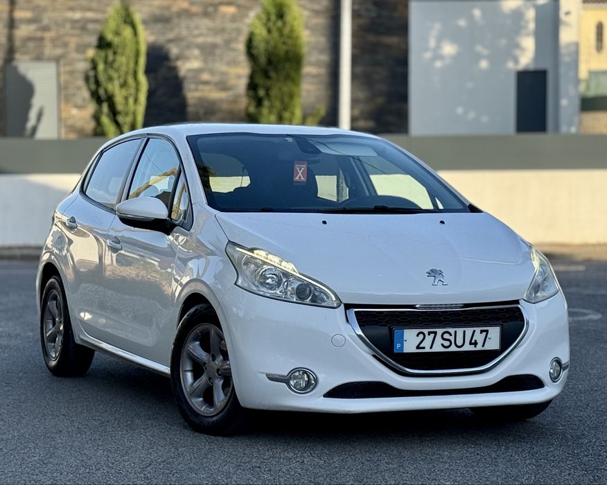 Peugeot 208 1.6 e-HDi • 224.000Km
