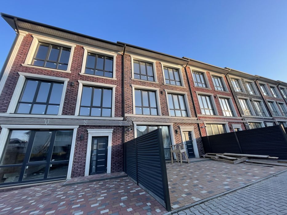 Оренда ТАУНХАУСА «Гарячий Урбан»