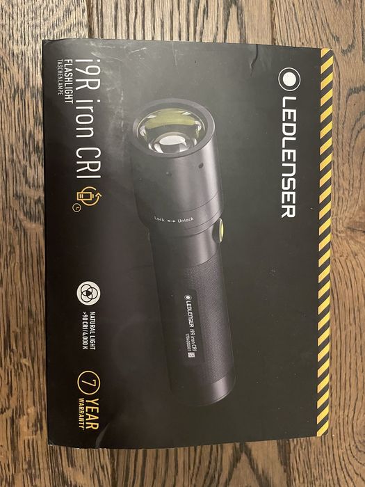 Ручний ліхтар Ledlenser i9R iron CRI
