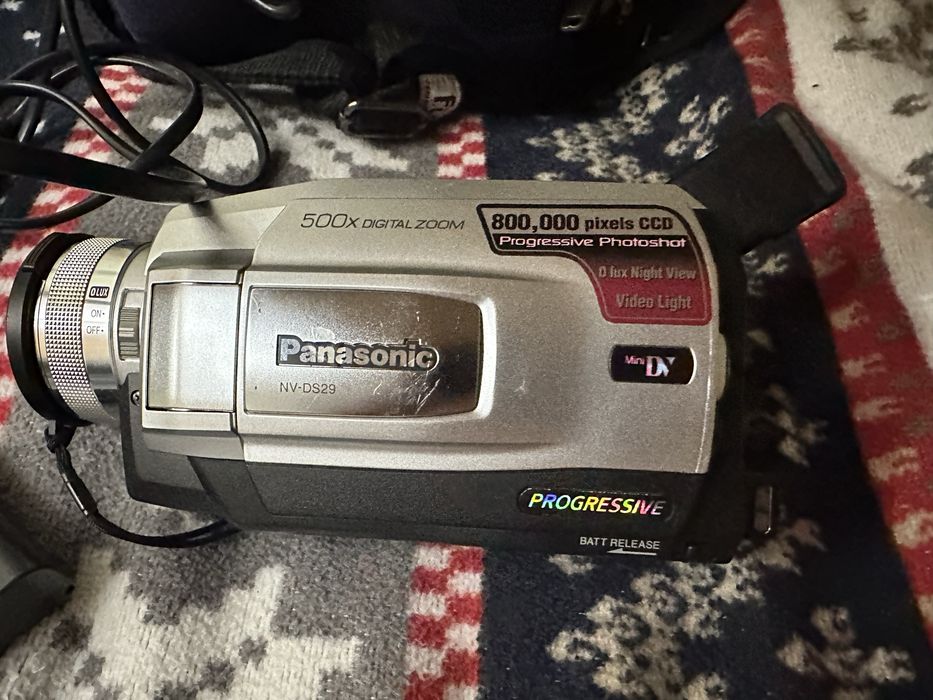Відеокамера Panasonic-Mini DV