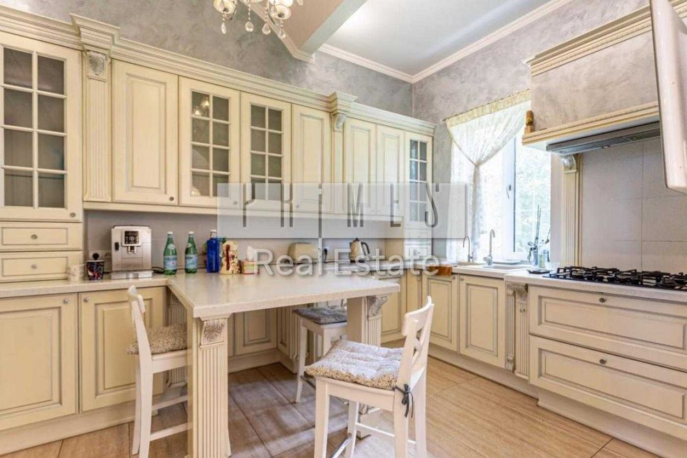 Продажа дома 461м2 Подгорцы, Обуховское направление