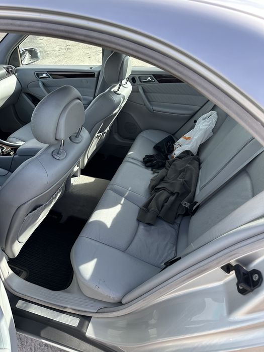 Продам Mercedes-Benz C-200 2003