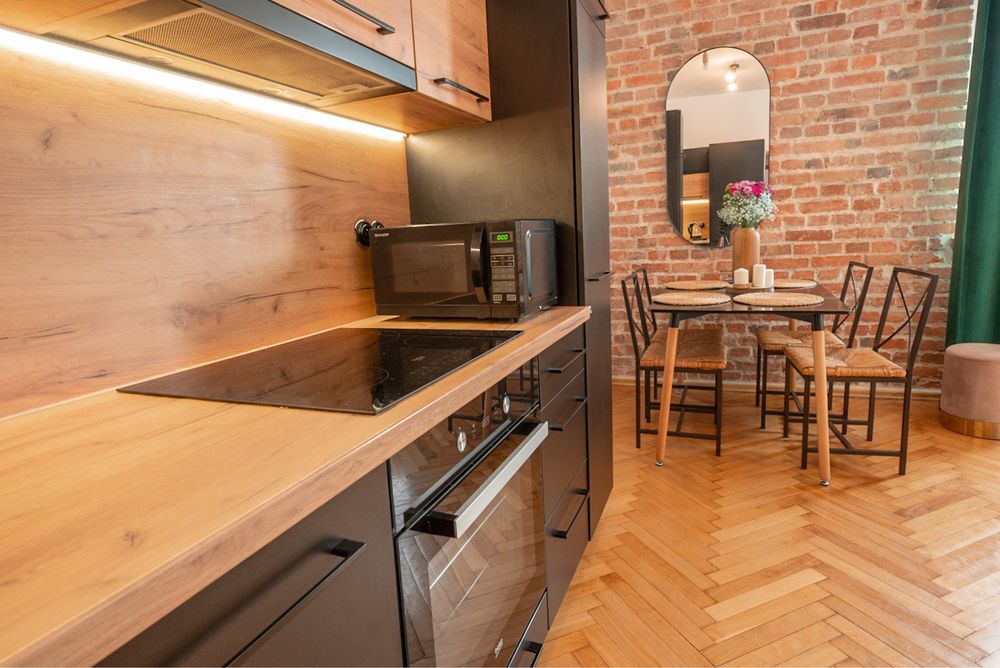 Rynek -apartament z widokiem 35 m/ 3 pietro