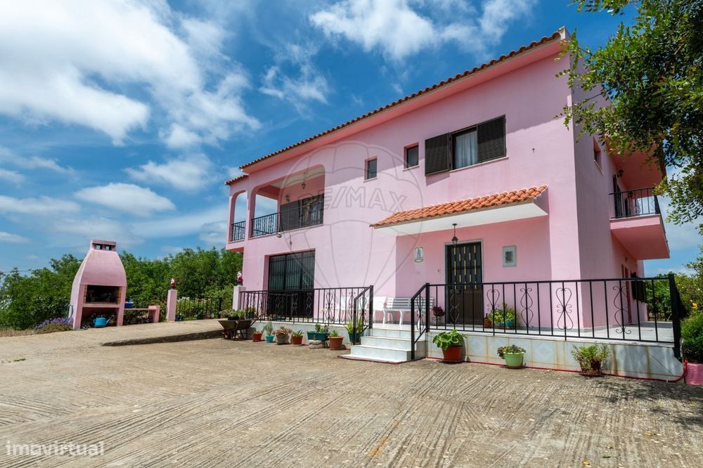 T3 Detached House for Sale