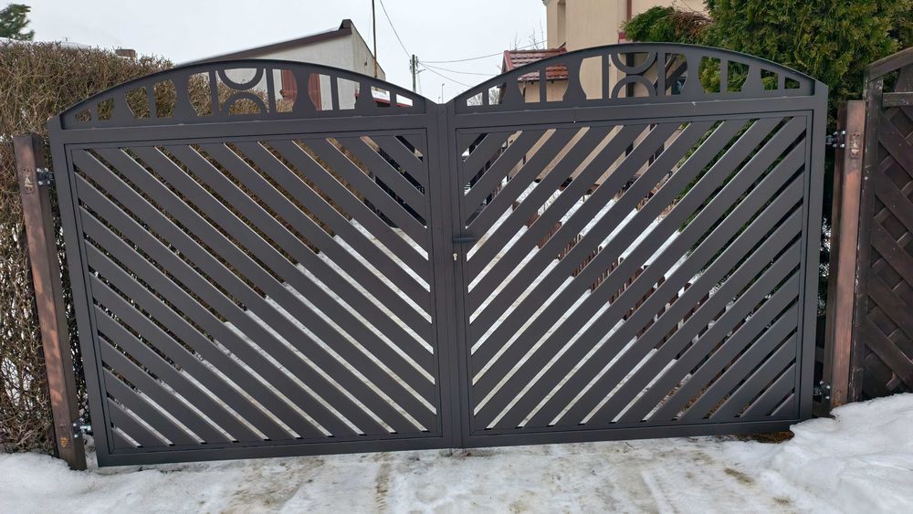 Producent ogrodzeń 2D/3D + podmurówka | Bramy i furtki na wymiar