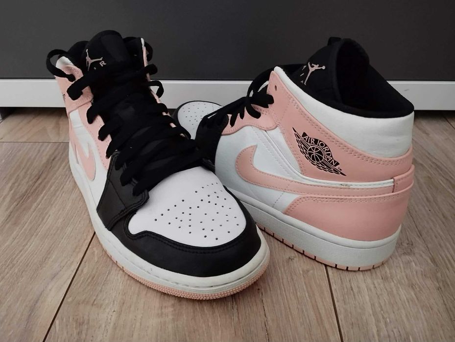 Nike Jordan 1 Retro Mid Crimson Tint size 41