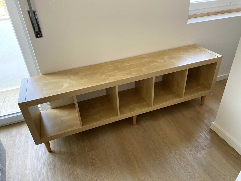 Movel TV Kallax com pes