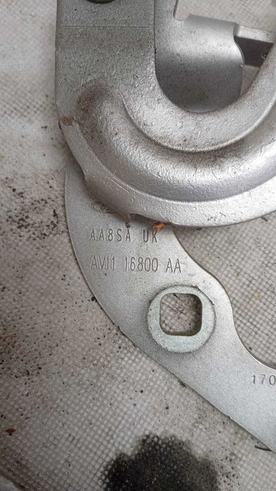 Zawiasy maski lewy prawy Ford B-MAX Moondust Silver MC AV11-16800 AA  AV11-16801 AA