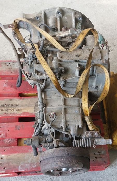 Moz86 Caixa de velocidades isuzu npr 5.2