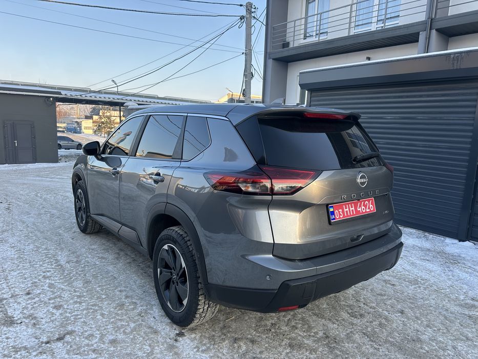 Нісан рог 2025рік