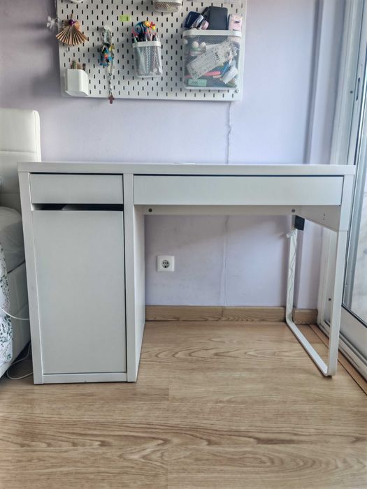 Conjunto de secretária Micke + placar skadis
