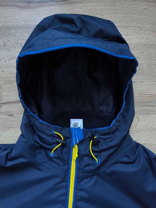 вітровка Quechua Decathlon