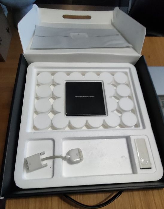 Apple MacBook Pro 15-Inch "Core 2 Duo" 4GB RAM + SSD upgrade