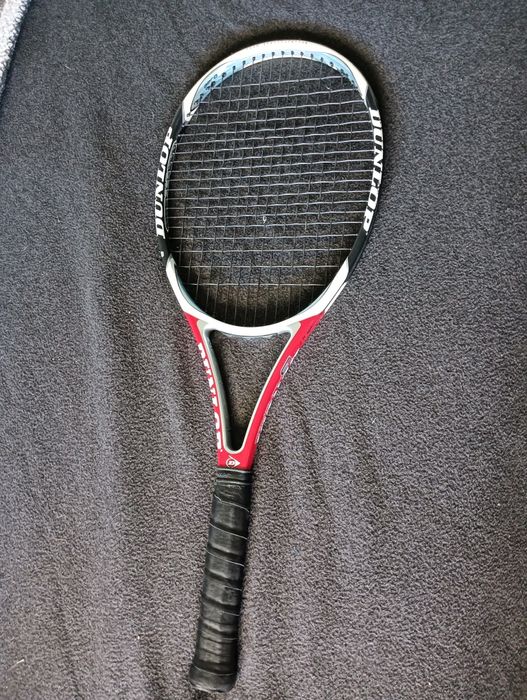 5 Raquetes de tênis + 2 Raquetes de Padel + 1 Squash Racquet