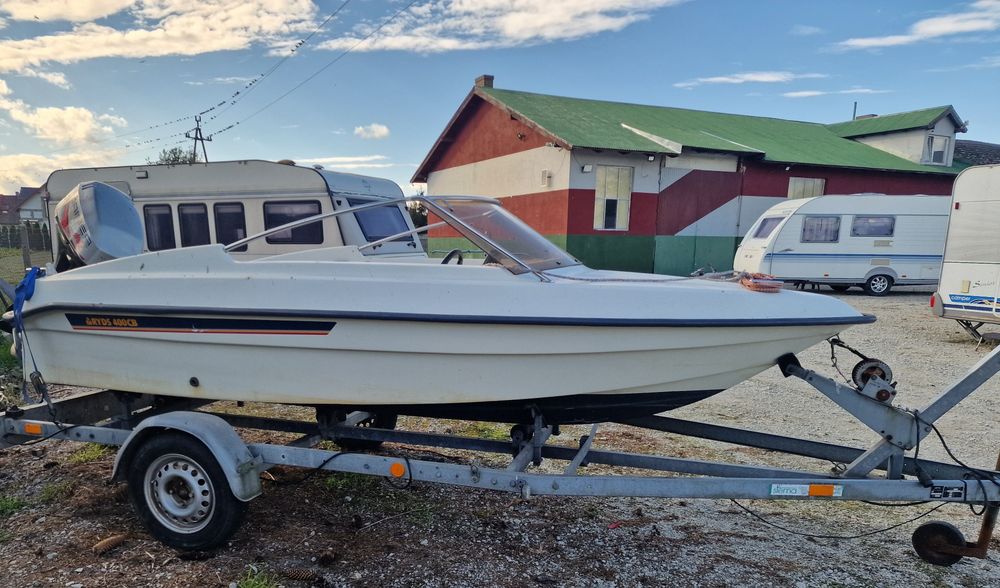 Łódź motorowa Ryds400Cb