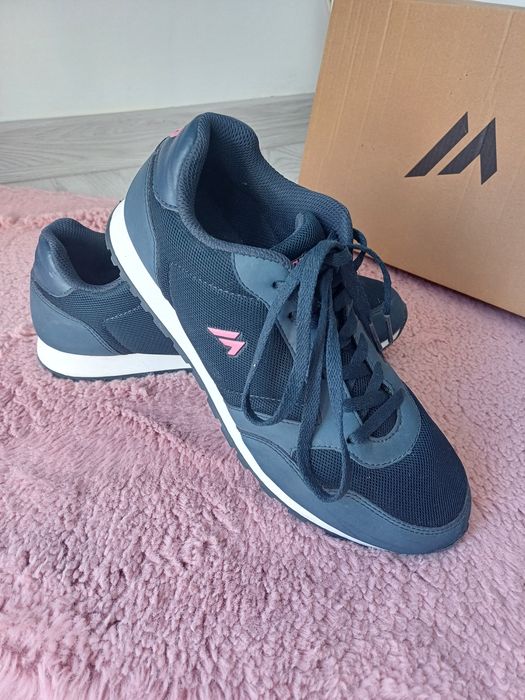 Buty damskie Martes rozm. 40
