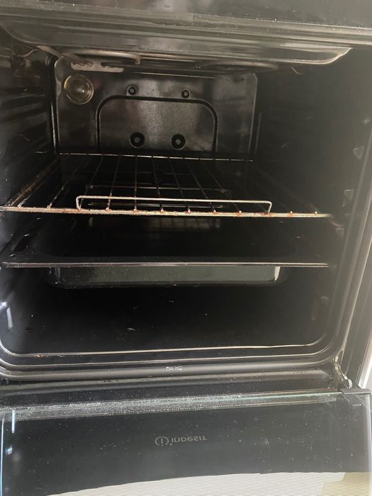 Vendo fogão vitrocerâmica como novo. 6 meses de uso!!