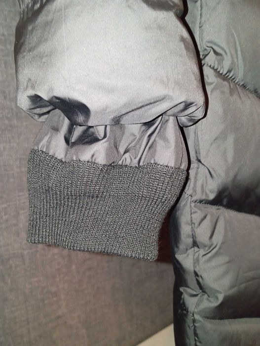 Пуховик женский черный