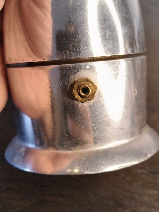 Vintage kawiarka Bugatti na jedną filiżankę ⁷⁰