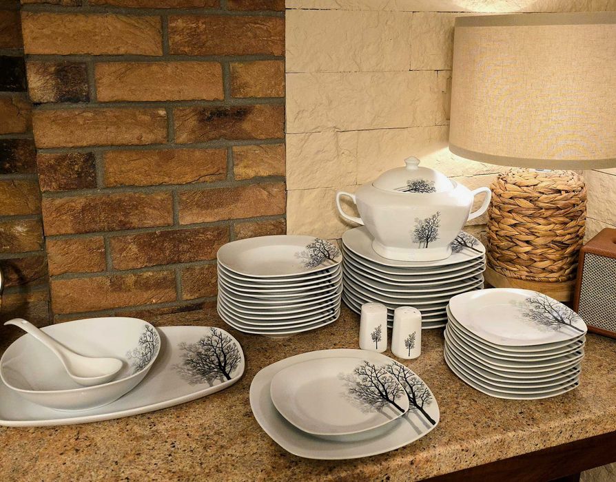 Zestaw obiadowy 43 elementy na 12 osób + waza - NOWY - 1 gatunek