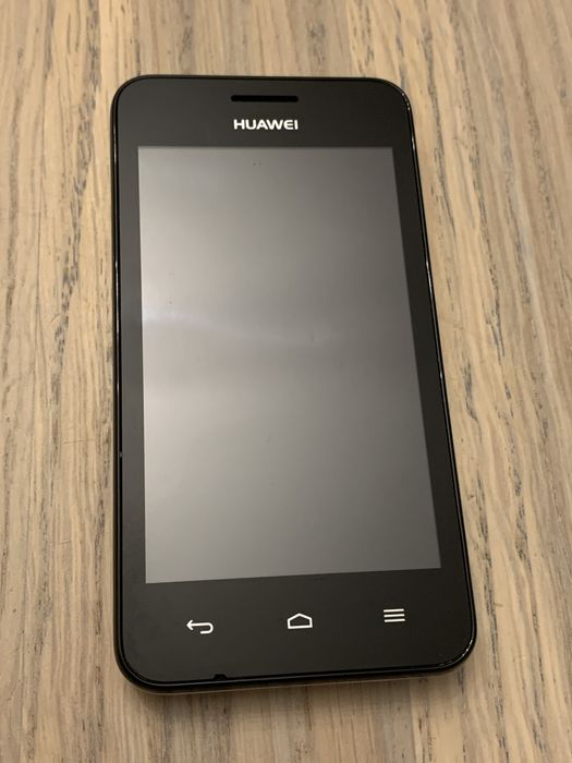Smartfon Huawei Y635 uszkodzony