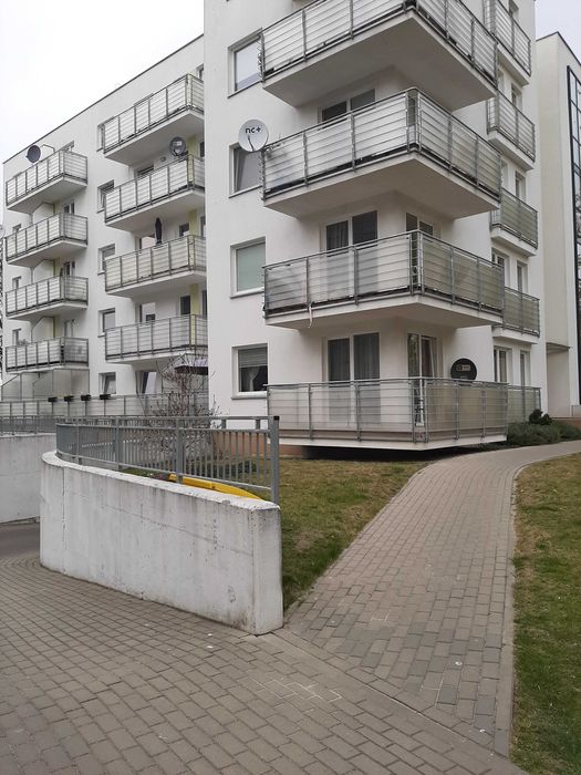 Miejsce postojowe w hali garażowej