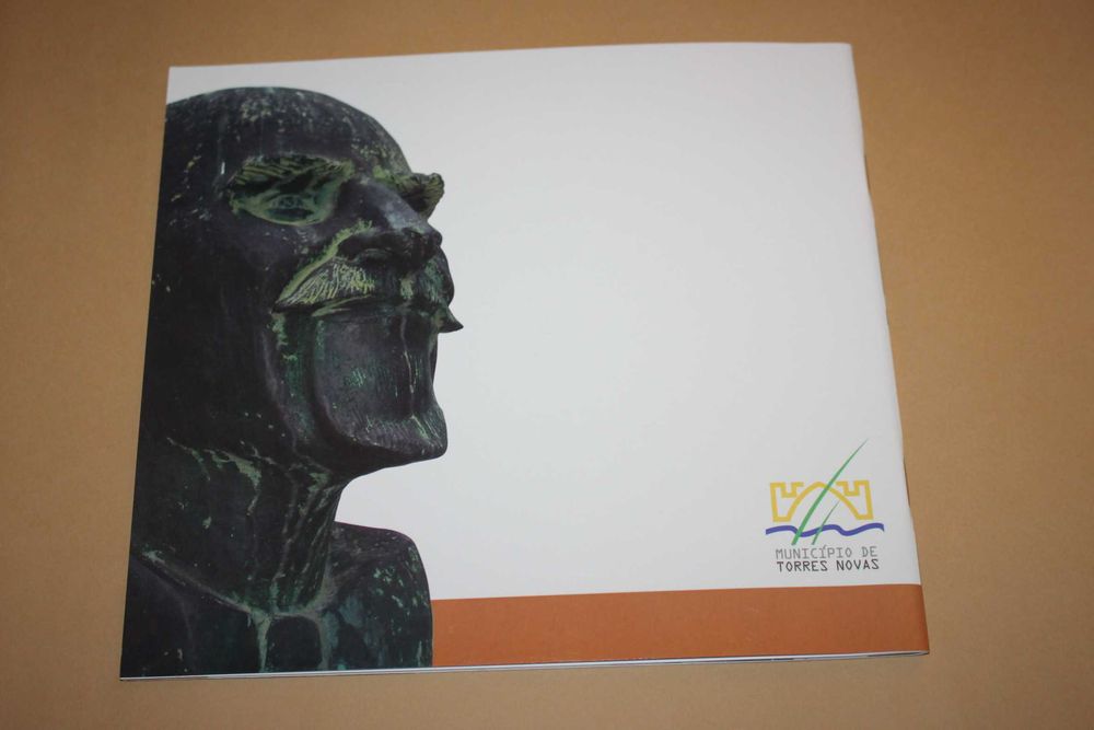 ' Biblioteca Municipal Gustavo Pinto Lopes 1937 a 2008 Torres Novas //