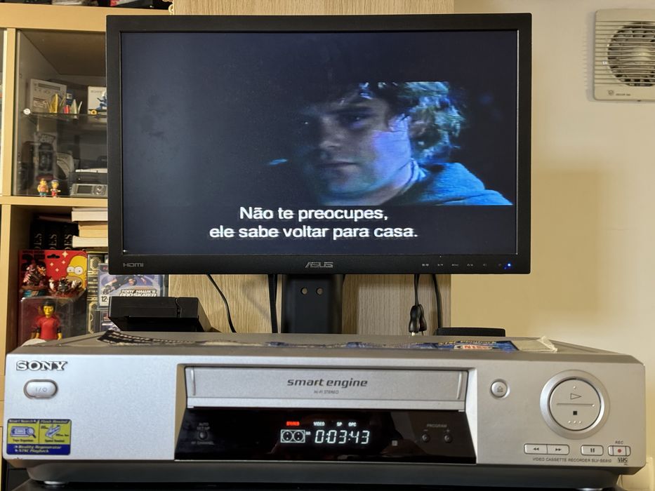 Leitor/Gravador VHS SONY