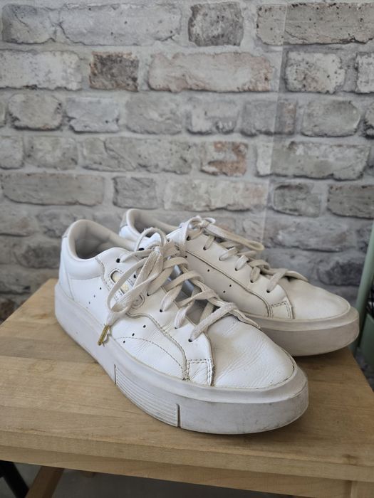 Skórzane buty Adidas rozmiar 40 i 2/3