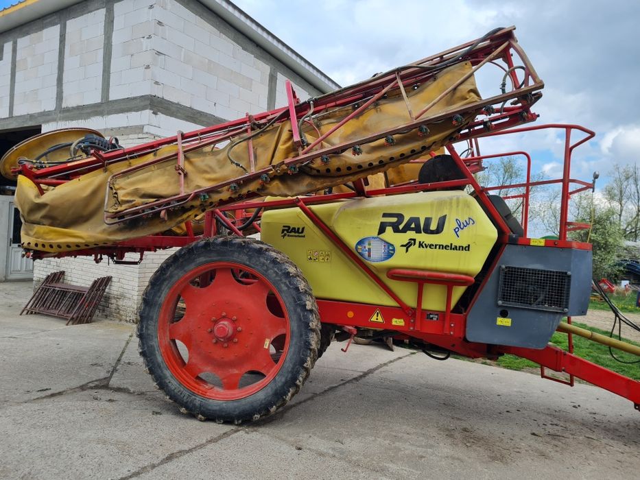 Rau Spridotrain 2100L, 18 m, opryskiwacz do truskawek, do warzyw  dysz