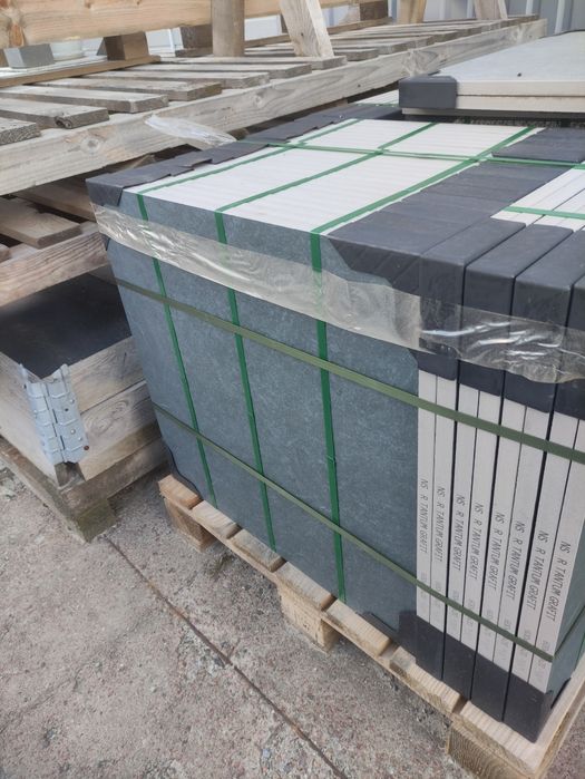 Продажа плитки 9-20 мм,розміром 600*600,450*900 мм,бордюри 1000*180