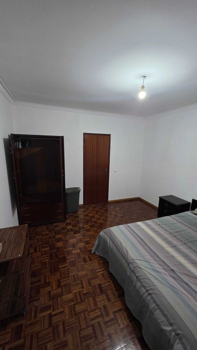 Quarto de casal no Montijo