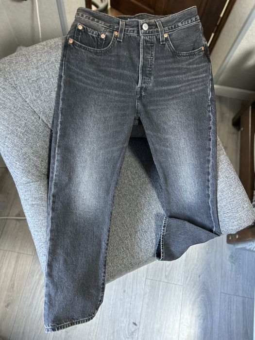 501 Levis Original cropped джинси 36 S/44