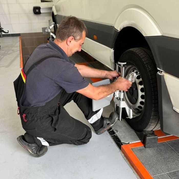 СТО Автосервіс розвал сходження 3D, шиномонтаж. Буси, мінівени, джипи.