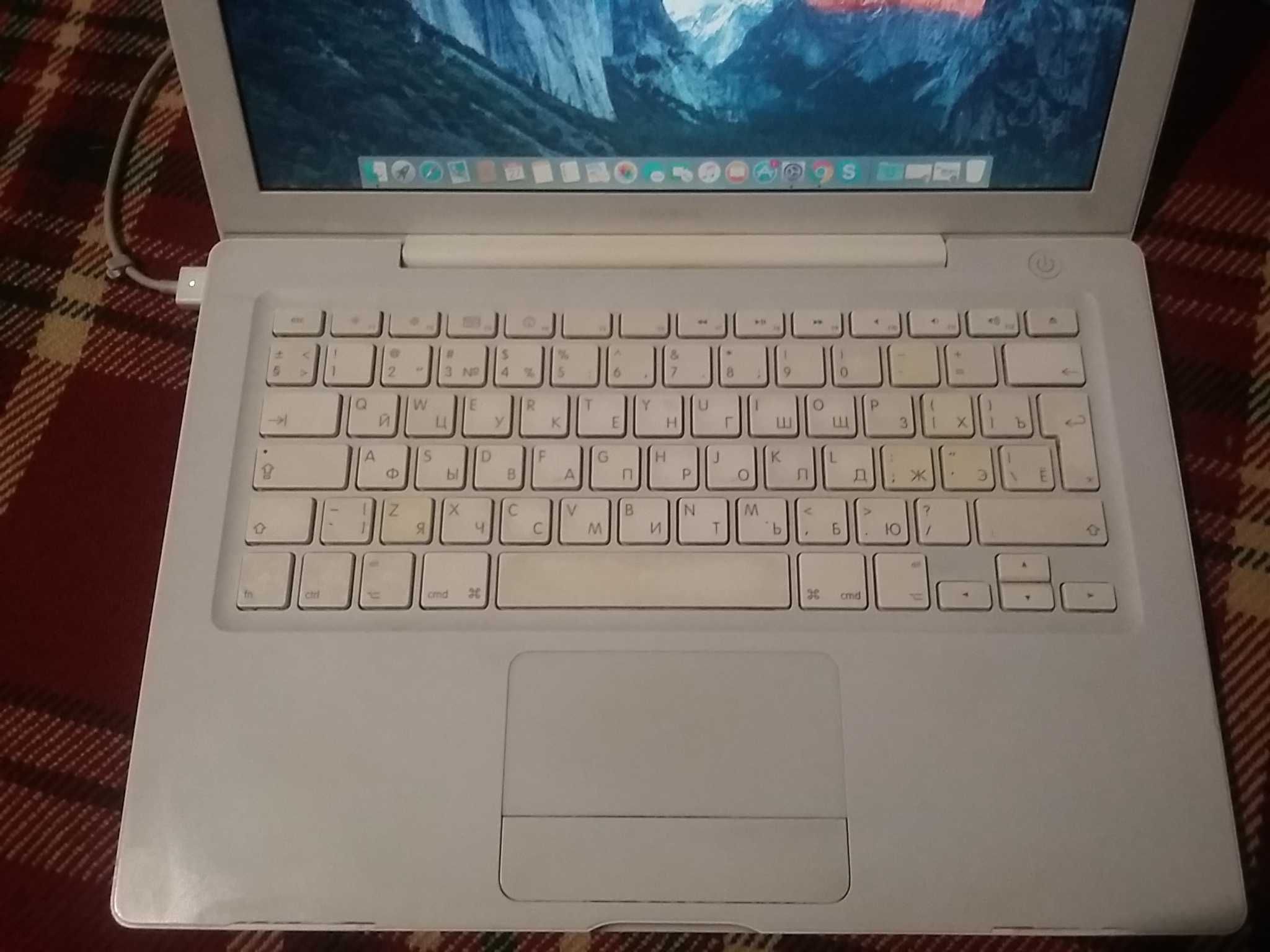 Macbook Apple 13"3 ноутбук Макбук: 3 000 грн. - Ноутбуки Одеса на Olx